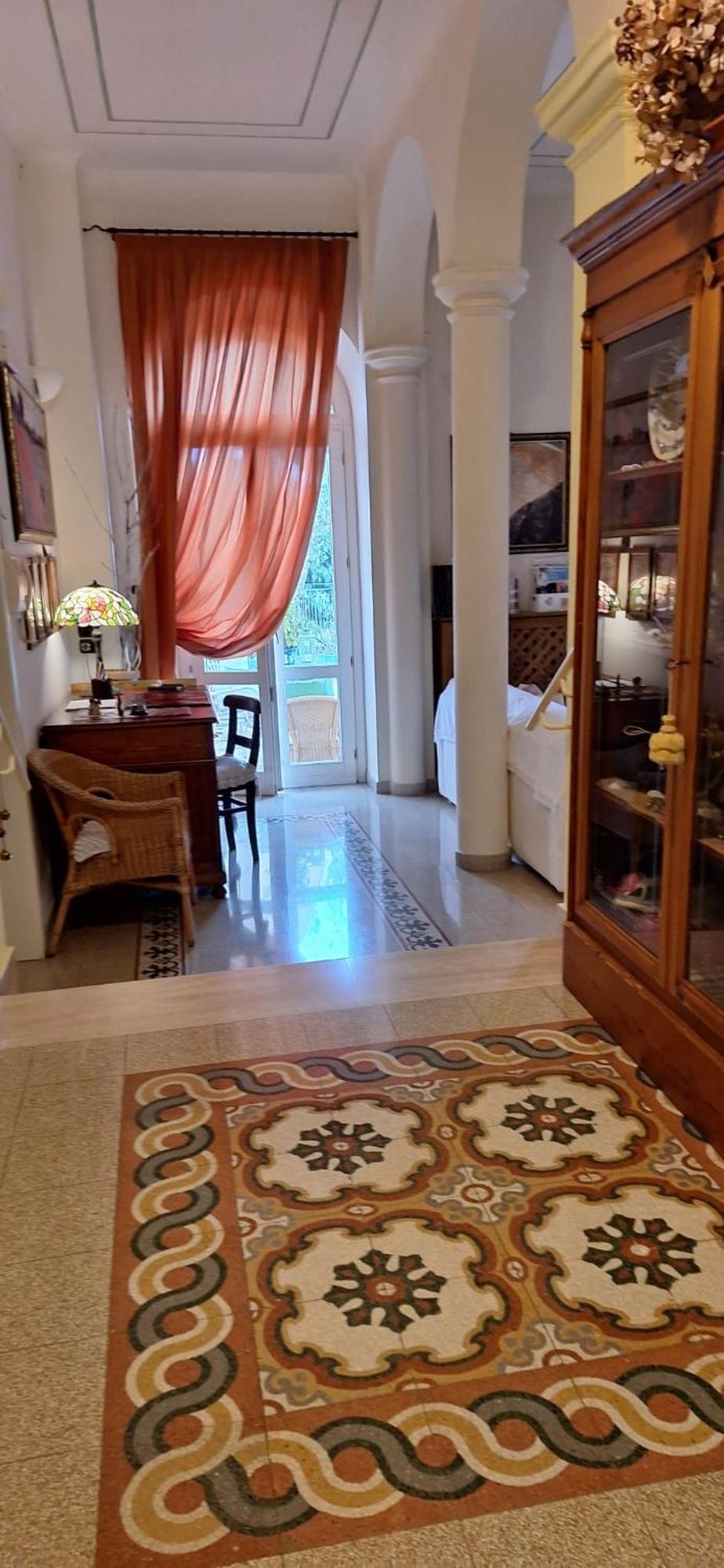 Palazzo Mestichelli Boutique Palace Bed & Breakfast 3*